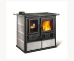 The image shows a stylish wood-burning stove with a classic design in an elegant shade of gray. The stove has two doors: one door with a large glass pane through which you can see the lively flames, and another door that reveals either an integrated compartment or the stove chamber. The stone side panels give the wood-burning stove a robust yet modern look. The stove is perfect for creating a cozy atmosphere in your home.